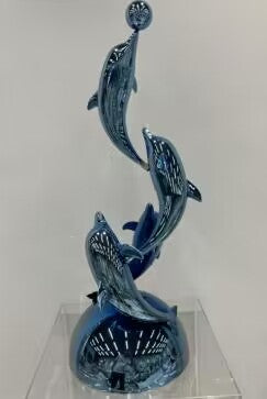 HomeDor Creative 4-Dolphin Sculpture with Hemispherical Base