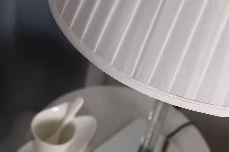 HomeDor Vintage Luxury Lampshade Table Lamp in Black/White